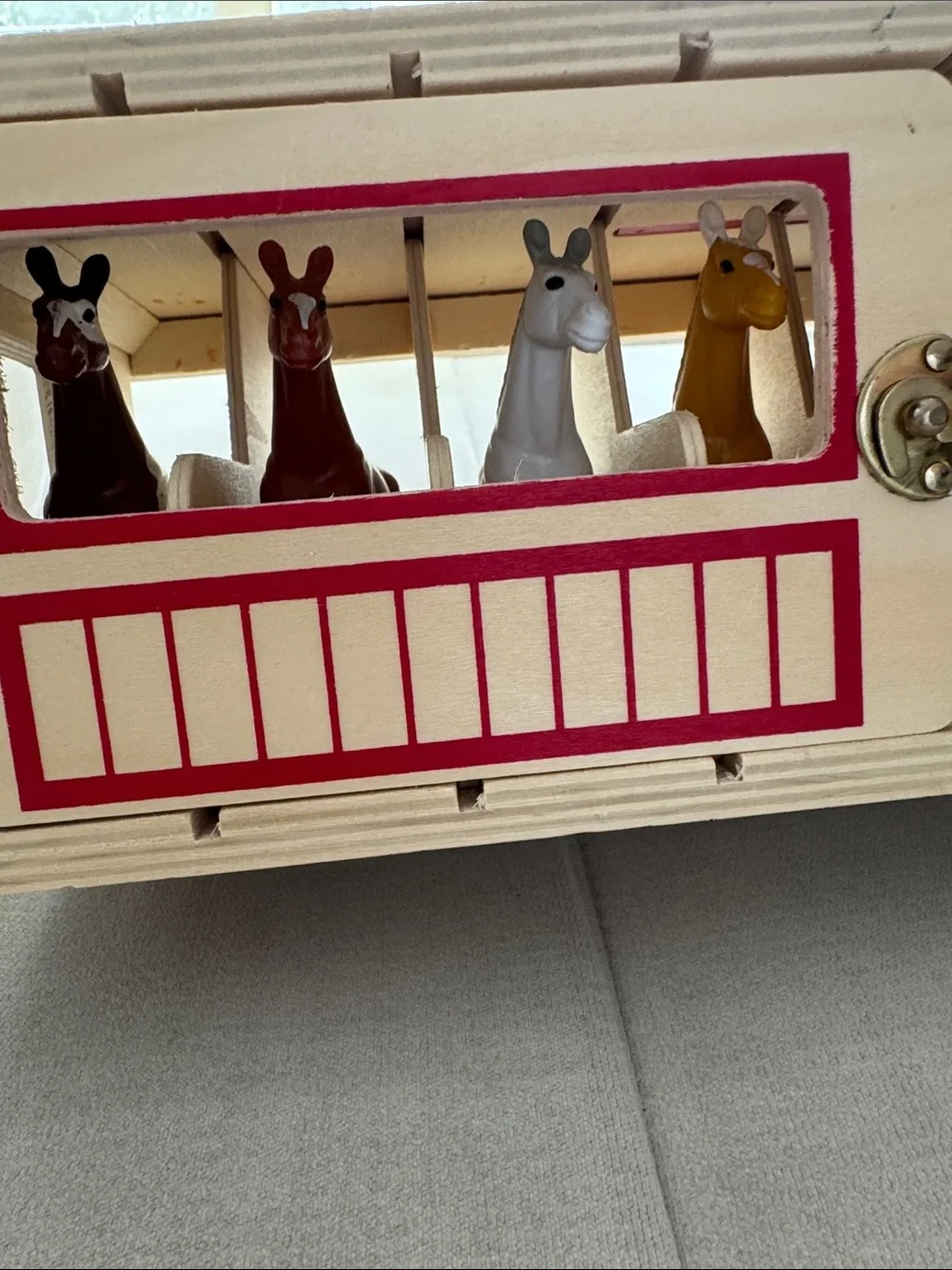 Melissa & Doug Wooden Horse Stable Playset in Cream and Red